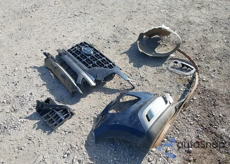 2024 Hyundai Venue Limited from USA, damaged, VIN KMHRC8A33RU283176